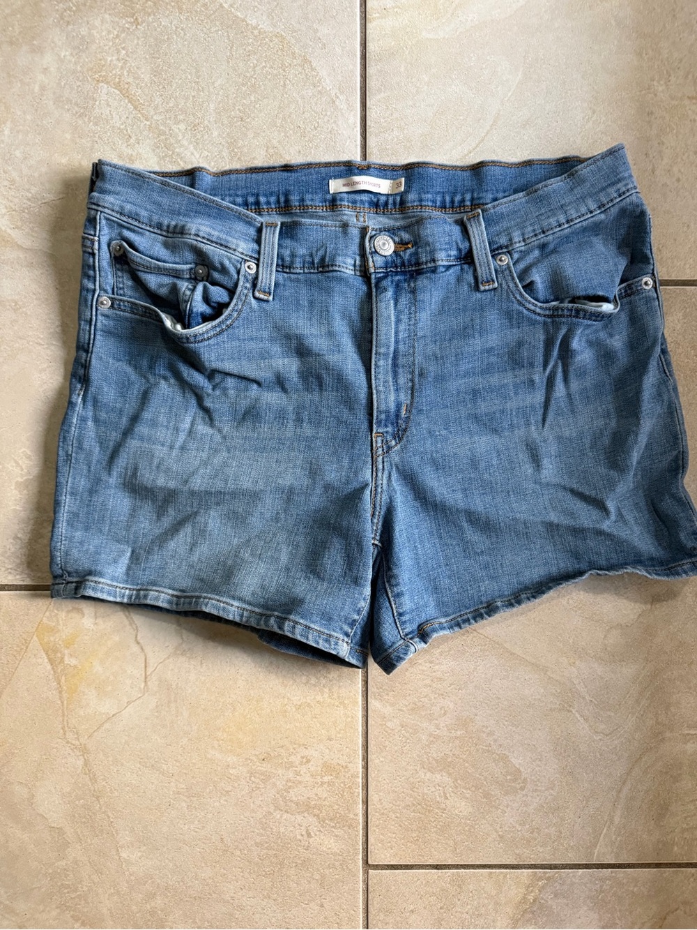 Classic Blue Denim Jean Shorts - Casual Women's Cut